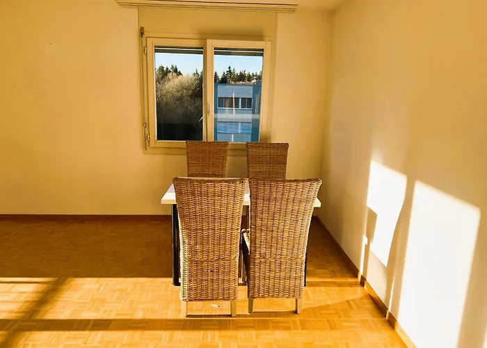 Huge Apartments, Multiple Bedrooms With Balcony In Luzern Center - Self Checkin