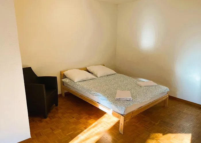 Huge Apartments, Multiple Bedrooms With Balcony In Luzern Center - Self Checkin