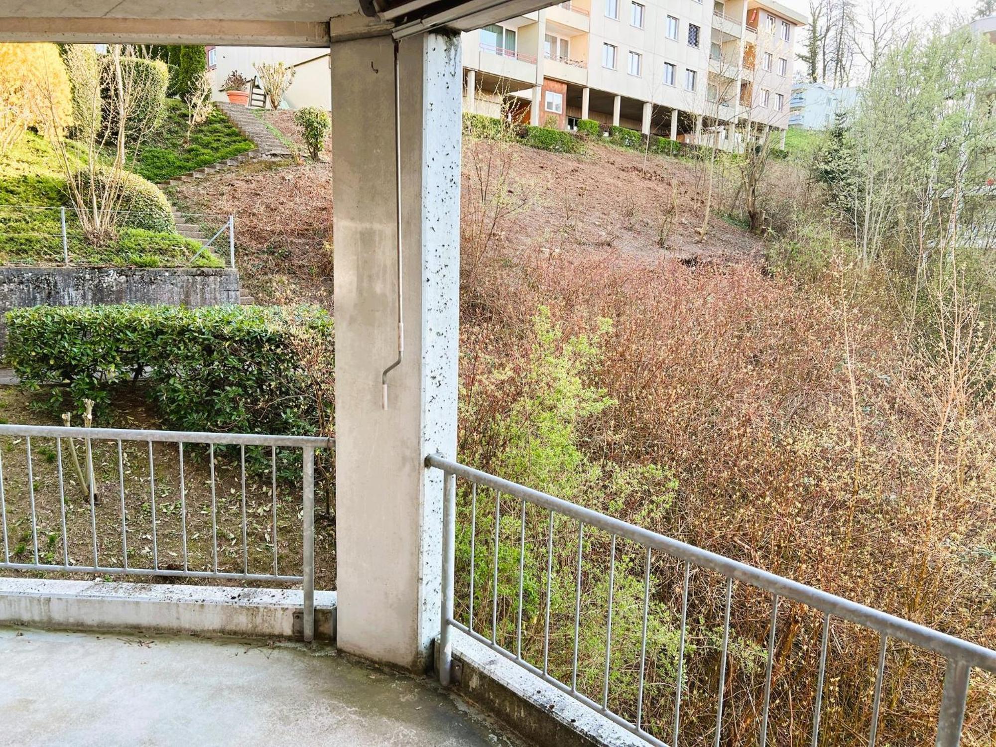 Huge Apartments, Multiple Bedrooms With Balcony In Center - Self Checkin *