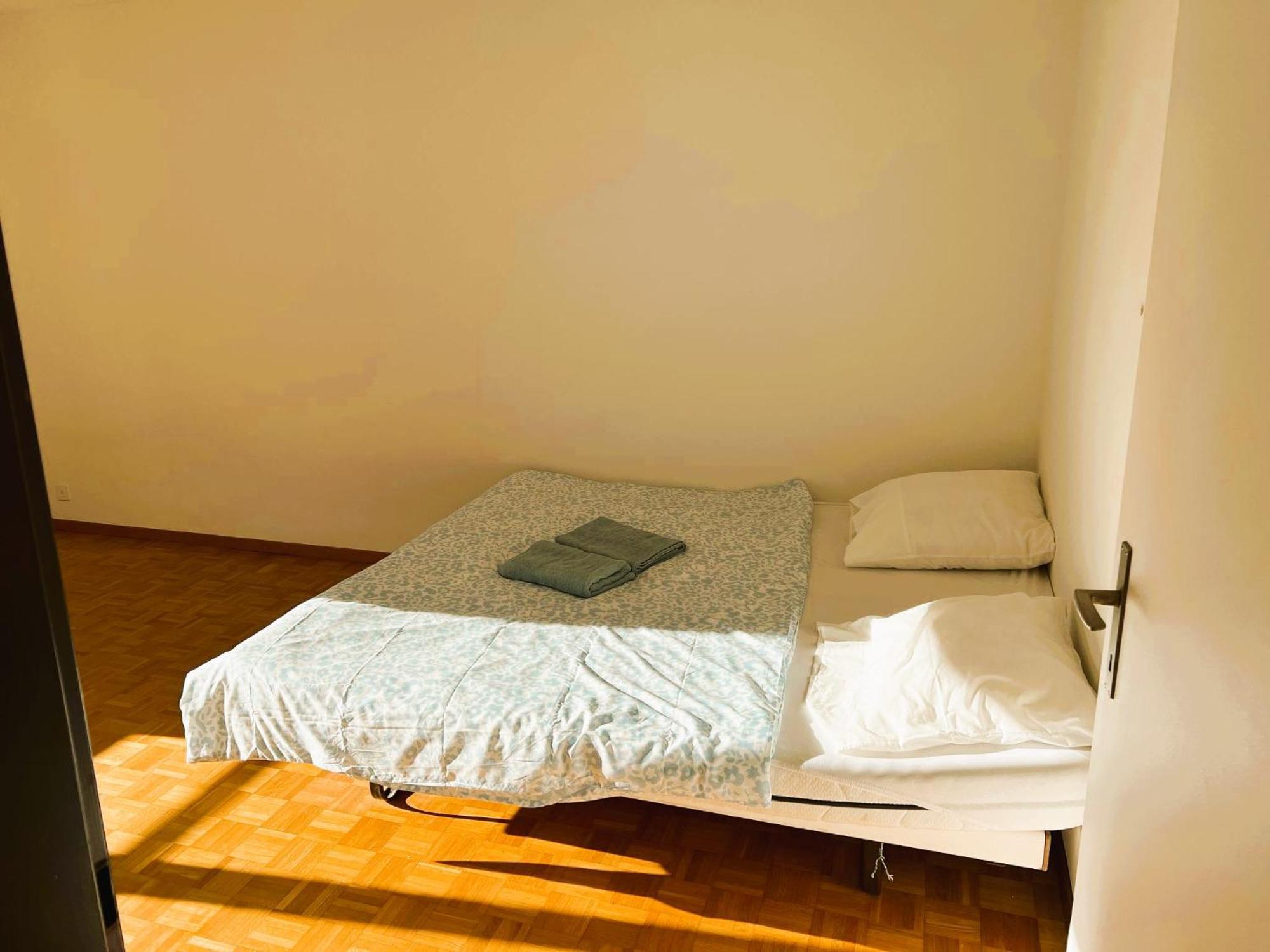 Appartamento Huge Apartments, Multiple Bedrooms With Balcony In Center - Self Checkin
